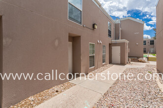 3250 Van Teylingen Dr in Colorado Springs, CO - Building Photo - Building Photo