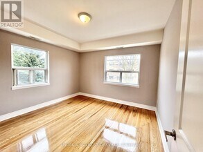 80 Twenty Fifth St in Toronto, ON - Building Photo - Building Photo