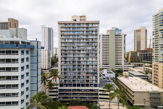 Waikiki Lanais in Honolulu, HI - Building Photo - Building Photo