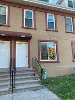 1605 E 4th St, Unit 2 in Duluth, MN - Building Photo