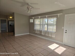 910 S Orlando Ave in Cocoa Beach, FL - Building Photo - Building Photo