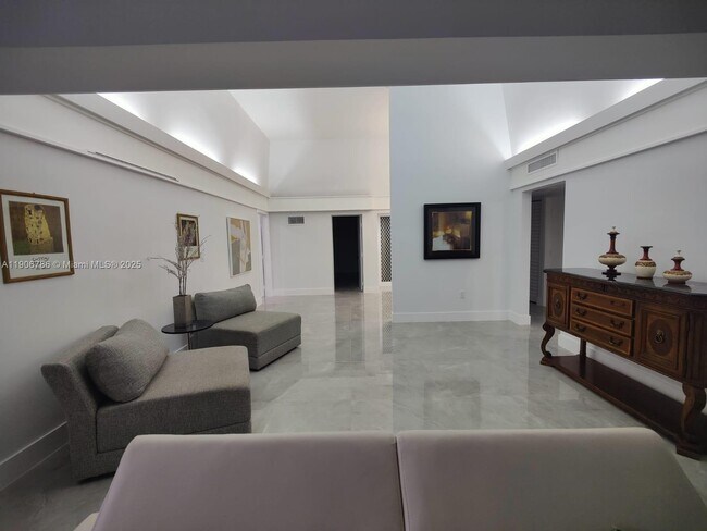 5109 Banyan Ln in Tamarac, FL - Building Photo - Building Photo