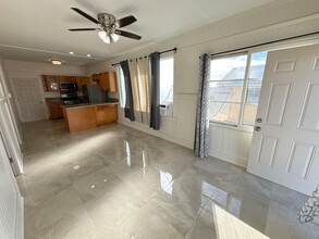 3429 Wela St-Unit -A in Honolulu, HI - Foto de edificio - Building Photo