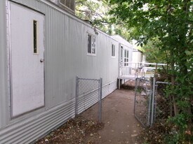 1321-1323 N Five Mile Rd in Boise, ID - Building Photo