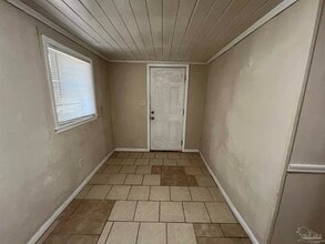 1036 Hawthorn Dr in Pensacola, FL - Building Photo - Building Photo
