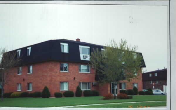 7140 S Laverne in Tinley Park, IL - Building Photo