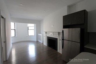 503 Beacon St-Unit -5 in Boston, MA - Foto de edificio - Building Photo