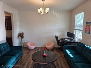 6527 Georgia Oak Rd in Charlotte, NC - Building Photo - Building Photo