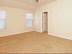 1516 Grassy View Dr in Fort Worth, TX - Building Photo - Building Photo