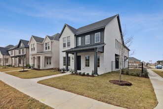 8972 Carriageway Mews in Frisco, TX - Building Photo - Building Photo