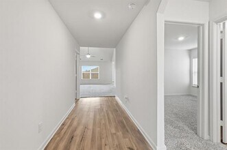 13709 Roosevelt Arch Dr in Ponder, TX - Building Photo - Building Photo