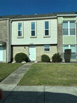 13029 Nyack Dr in Houston, TX - Building Photo