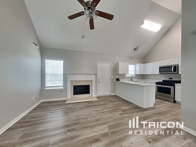 731 Tullamore Way in Hampton, GA - Building Photo - Building Photo