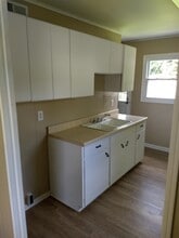 1944 Elm St in Fremont, NE - Building Photo - Building Photo