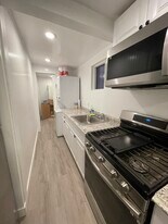 2129 9th Ave in Los Angeles, CA - Building Photo