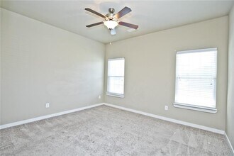 2304 SW Juniper Ave in Bentonville, AR - Building Photo - Building Photo