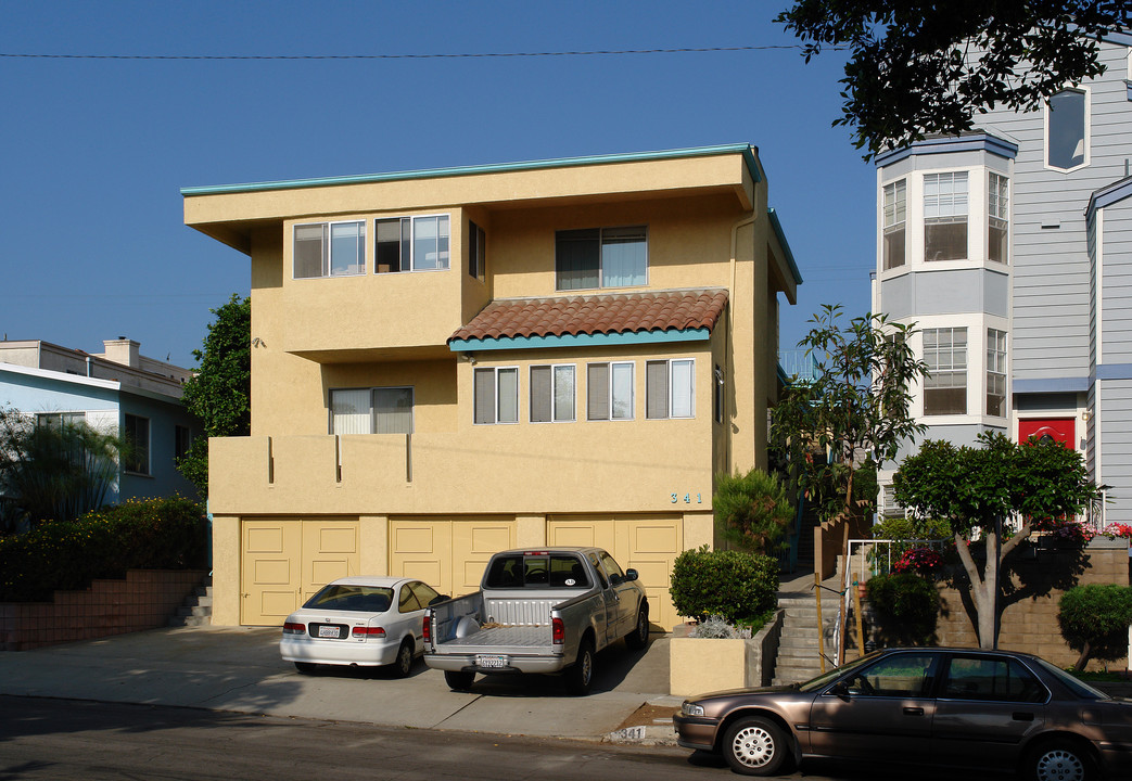 341 Concord St in El Segundo, CA - Building Photo