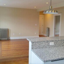 102 Morrison Ave, Unit 2 in Somerville, MA - Building Photo - Building Photo