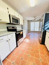 180 Saint James Pl in Sharpsburg, GA - Foto de edificio - Building Photo