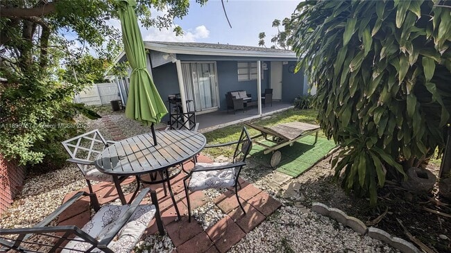 460 NE 45th St in Fort Lauderdale, FL - Building Photo - Building Photo