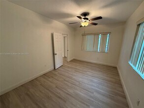 1429 SW 23rd Terrace in Miami, FL - Building Photo - Building Photo