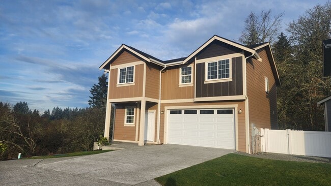 15632 View Dr Ct SE in Yelm, WA - Building Photo - Building Photo