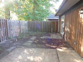 1409 E Tanners Creek Dr in Norfolk, VA - Building Photo - Building Photo