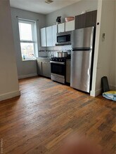 96-02 Northern Blvd in Queens, NY - Building Photo - Building Photo