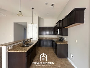 2274 Southern Woods Dr in Cordova, TN - Building Photo - Building Photo