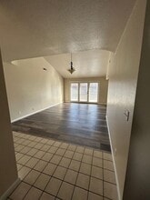 1131 Nez Perce Dr in Hollister, CA - Building Photo - Building Photo