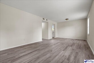 319 Revell Dr in Florence, SC - Building Photo - Building Photo