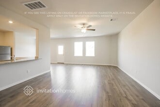 8215 Burnt Orchid Dr in Houston, TX - Building Photo - Building Photo