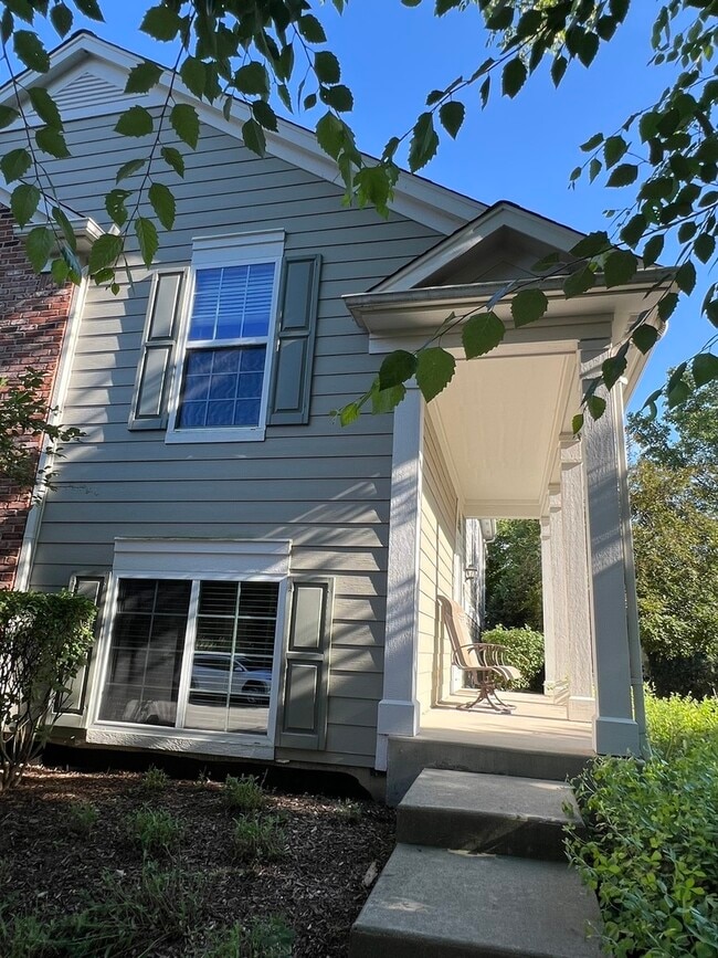 2467 Anna Wy in Elgin, IL - Building Photo - Building Photo