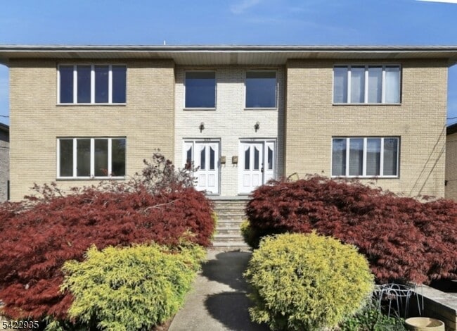 property at 535 Orchard Ave