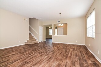 11157 Golden Silence Dr in Riverview, FL - Building Photo - Building Photo