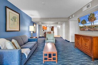 5200 N Ocean Blvd in Myrtle Beach, SC - Foto de edificio - Building Photo