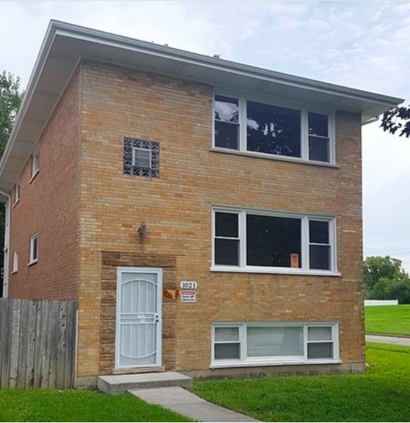 property at 1021 S 16th Ave