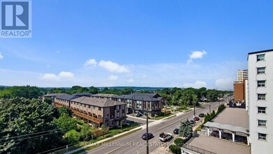 221 Melvin Ave in Hamilton, ON - Building Photo - Building Photo