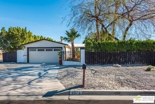 2072 Arnico St in Palm Springs, CA - Building Photo
