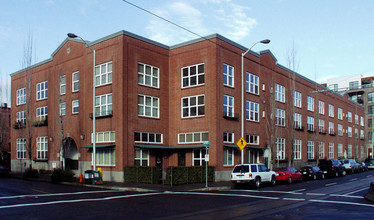 Pearl Lofts Bldg in Portland, OR - Foto de edificio - Building Photo