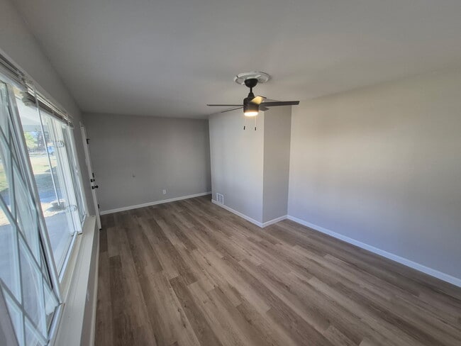 3515 Dixie Dr in St. Ann, MO - Building Photo - Building Photo