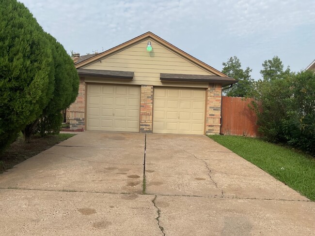 15642 Scenic Haven Dr