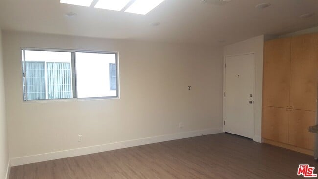 3527 Dunn Dr in Los Angeles, CA - Building Photo - Building Photo
