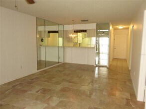 4911 Sunnybrook Dr in New Port Richey, FL - Building Photo - Building Photo