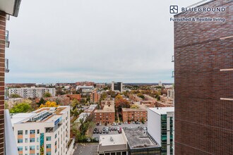 4800 Auburn Ave in Bethesda, MD - Building Photo - Building Photo