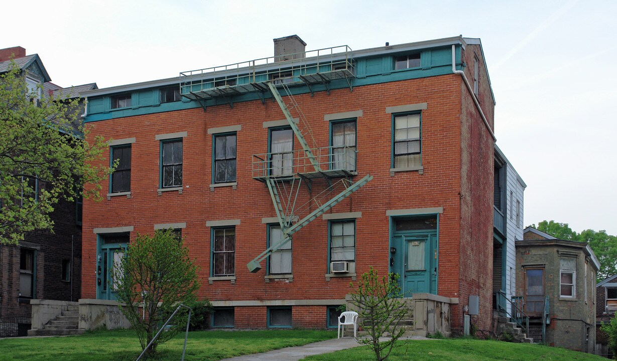 311-313 W 6th St in Covington, KY - Foto de edificio