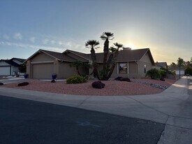 2305 Leisure World in Mesa, AZ - Building Photo