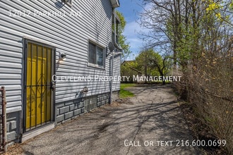 12012 Parkhill Ave in Cleveland, OH - Building Photo - Building Photo