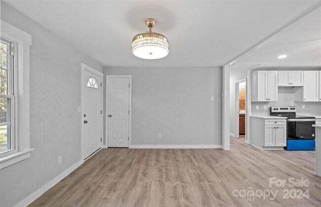 5100 Grand Canyon Rd NW in Concord, NC - Foto de edificio - Building Photo