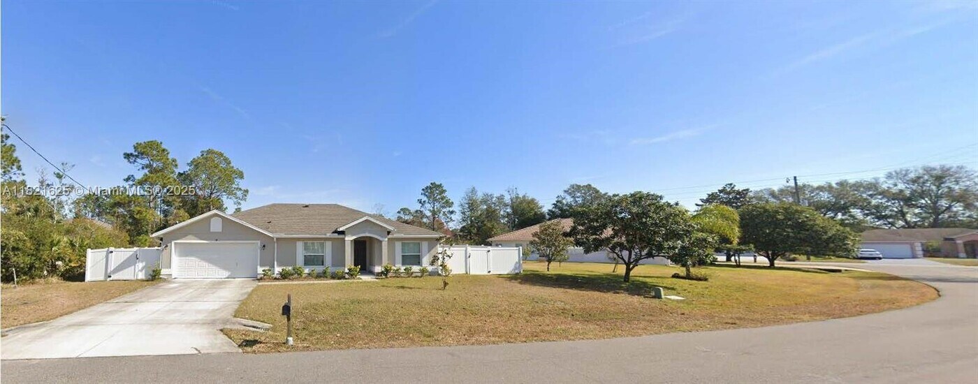 77 Prattwood Ln in Palm Coast, FL - Building Photo